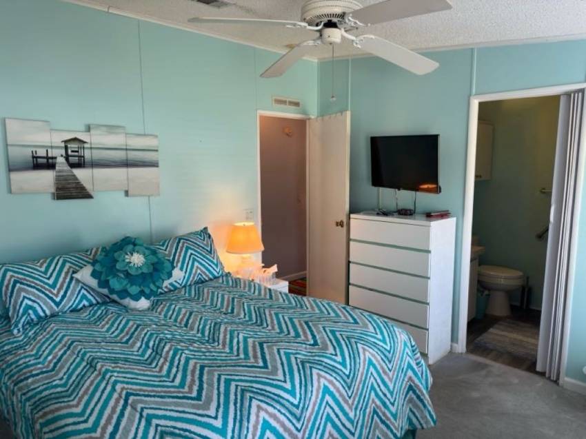 1056 Eagle Drive a Winter Haven, FL Mobile or Manufactured Home for Sale